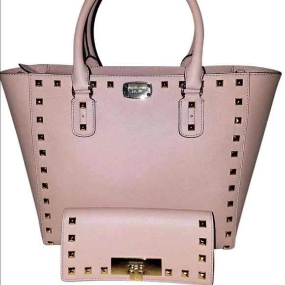 Mk set!! - Picture 1 of 5